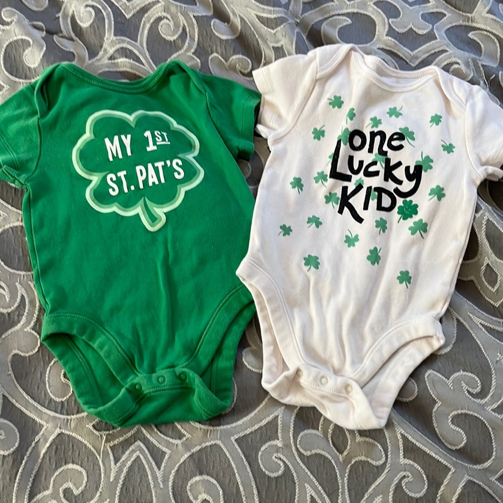 2pk st Patrick’s day onesie